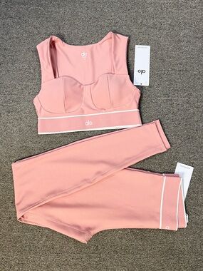 ALO Yoga Blush Pink Sculpting Sports Bra and High-Rise Leggings Set